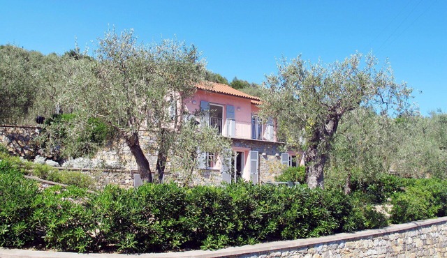 Lovely apartment for 3 people with WIFI, TV and terrace