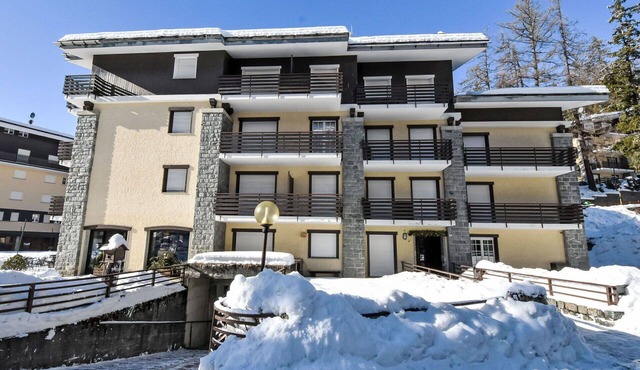 Lovely apartment for 2 people with WIFI, TV and pets allowed
