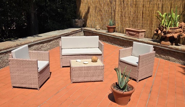 LUNA in Villa Storica, Garden&Parking, Solar Patio, Tramway