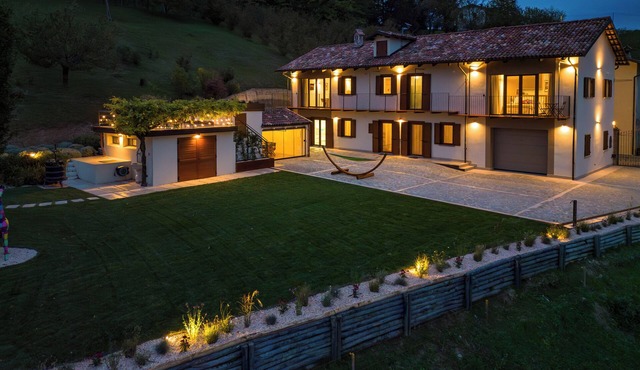 Luxury Villa in Alba, in the heart of the Langhe with breathtaking views