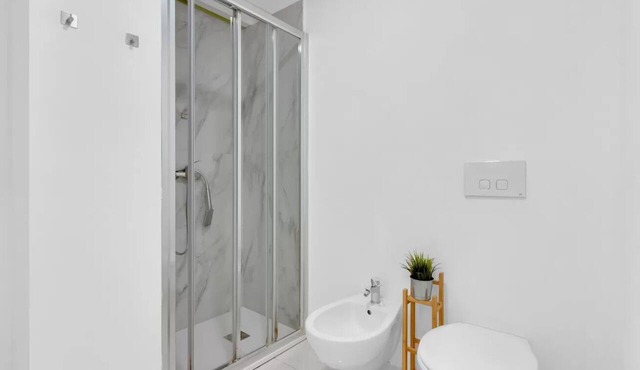 MA6 [Cathedral] Spacious luxury apartment in a central location