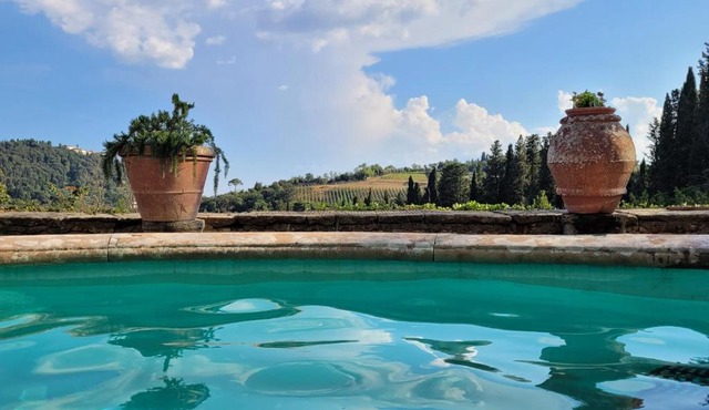 Medici Villa with Gardens 7 min from Florence