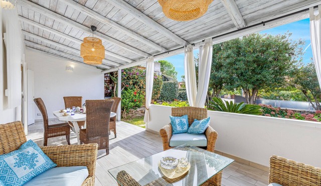 Mediterranean Holiday Home with Wi-Fi, A/C, Garden & Terrace