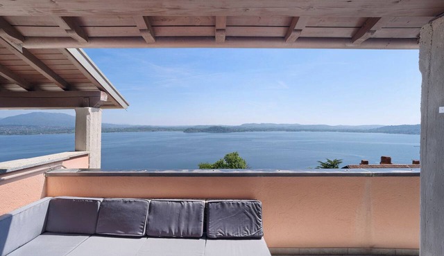 Monte Lago Suite – Breathtaking Lake View