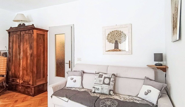 Nice apartment for 6 people with WIFI and TV