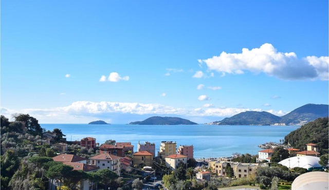 Nice Home In Santo Stefano Magra With Wifi