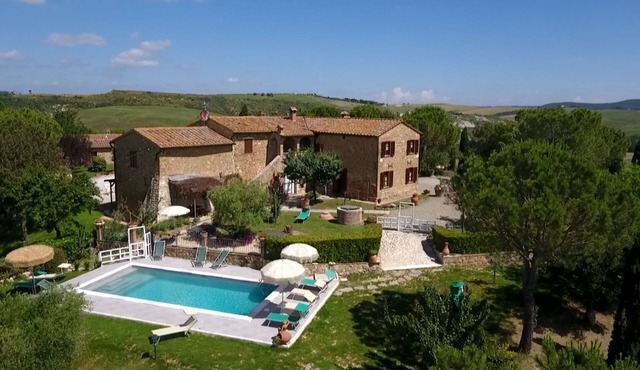 PALAZZO CONTI - CORBEZZOLO in San Quirico d'Orcia