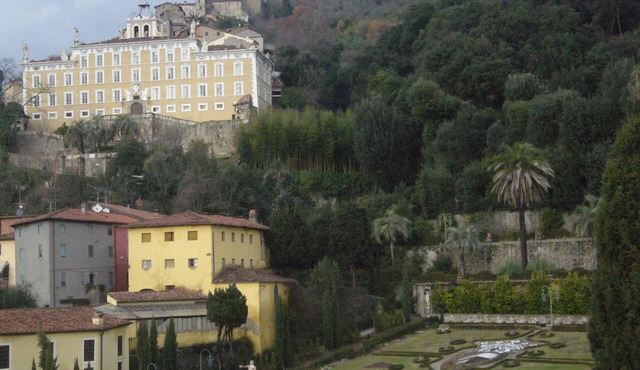 panoramic, front Collodi Garden