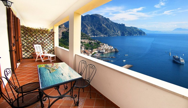 Panoramic Sea-View Villa in Amalfi – Authentic Local Escape