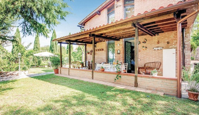 Pet friendly home in Sovicille SI with WiFi
