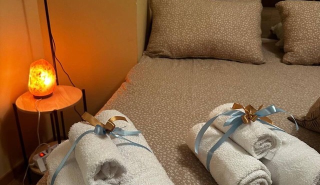 PUCCI'S LITTLE HOUSE. A charming little apartment in the historic center of Capitone.
