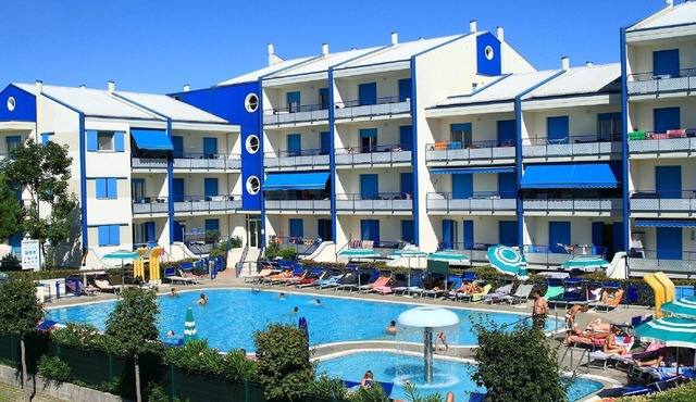 Relaxing Coastal Stay in Lido Altanea