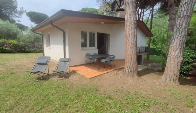 Relaxing holiday property with garden and parking