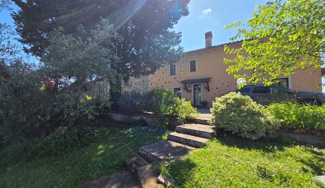 Room 'Among the Olive Trees and the View' with Mountain Views, Private Garden, and Wi-Fi