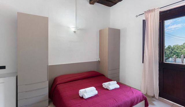 Room 'Camera Orizzonte Vista Mare' with Sea View, Wi-Fi and Air Conditioning