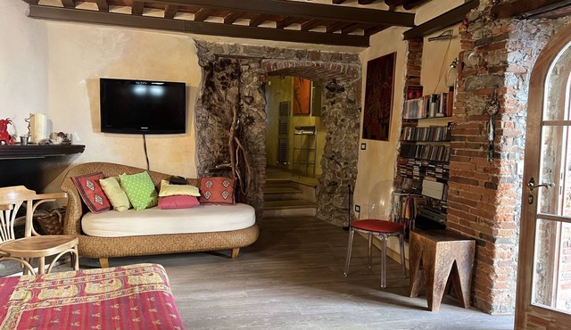 Rustic cottage in a charming hamlet of Camaiore.