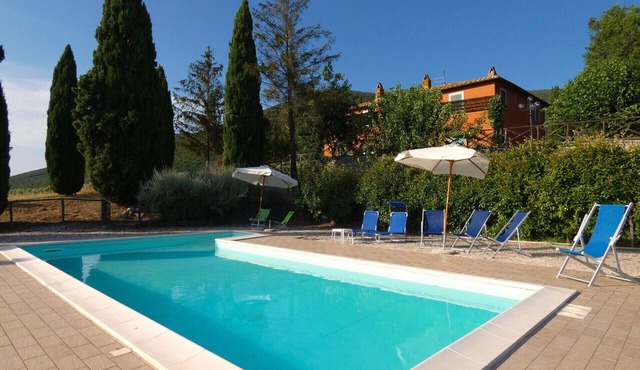 Scappo in Umbria, casale Beatrice