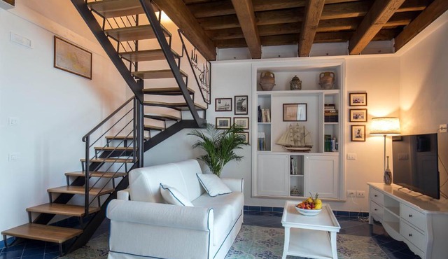 Starhost - Casa Ada - Luxury Apartment with Seaview Terrace