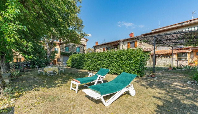 Stunning apartment in Poppi AR with WiFi