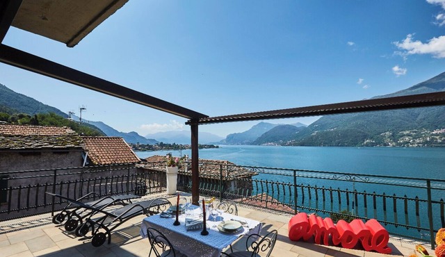 Stunning lake view terrace in a medieval village
