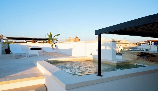 Suite Guagnano Luxury Apartment