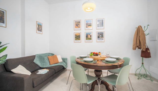 Sundara Apartment - Two Bedroom Apartment, Sleeps 6