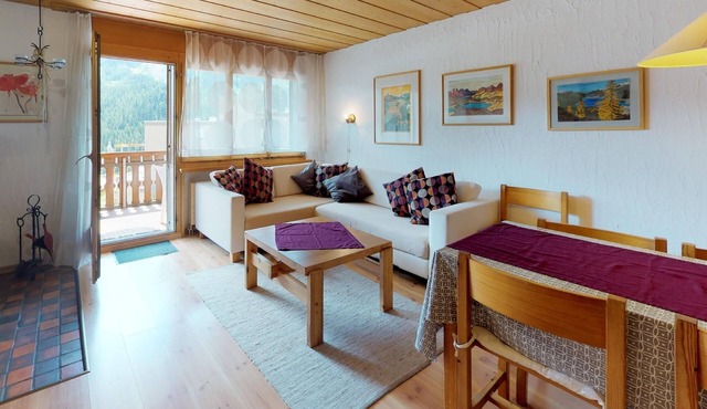 Traditional apartment house in an excellent, quiet location between St. in St. Moritz