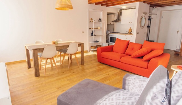 Via Roma 10 - Four Bedroom Apartment, Sleeps 12