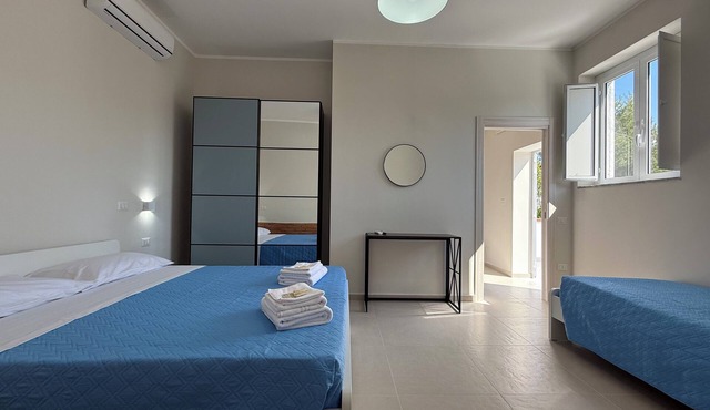 Villa Paestum - Apartments Near the Beach in Paestum | Sirena