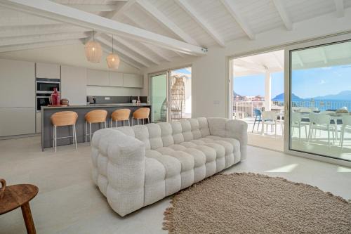 Villa Cala Luna - by And Service in Golfo Aranci