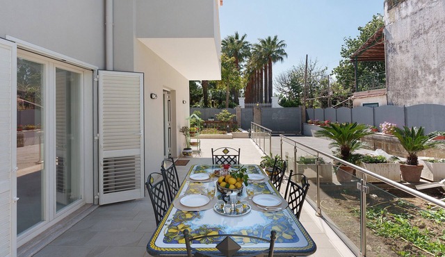 Villa Cappuccini – Lower Floor Apartment with Shared Terrace, Wi-Fi & Air Conditioning