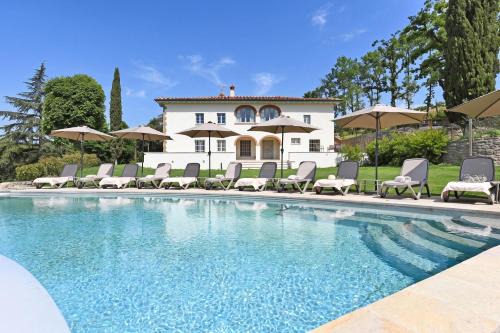 Villa Chimera Green 10 with Pool & Gym