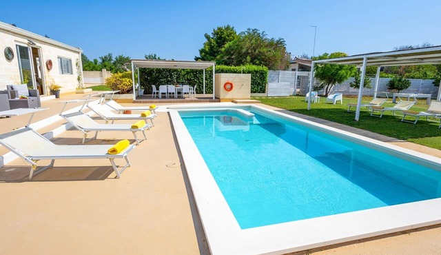 Villa Donna by Villa Plus