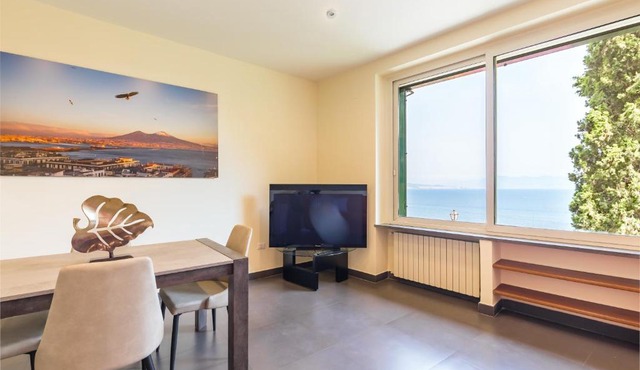 Villa Dolcevita with parking by Napoliapartments