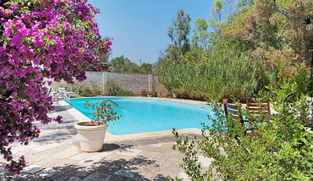'Villa La Cucchiara' with Private Pool, Wi-Fi and Air Conditioning