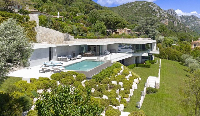 Villa Lumiere