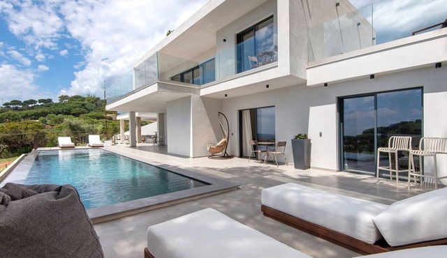Villa 'Moddissi Charme' with Sea View, Wi-Fi and Air Conditioning