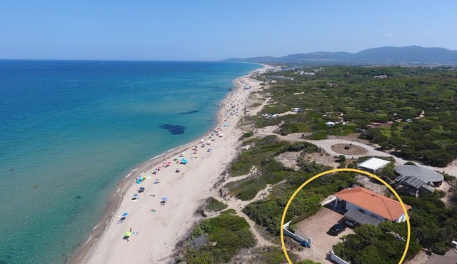 Villa on the beach - super sea view