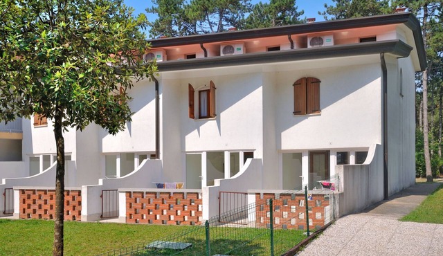 Villaggio Delfino by Interhome