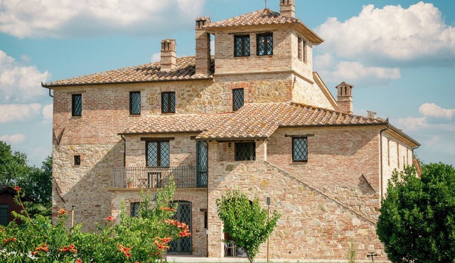 Villaluce Wine Agriturismo