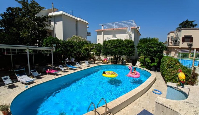 YourHome - Villa Sorrento