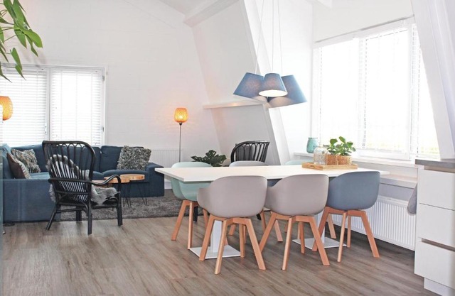 Three-Bedroom Apartment in Breukelen in Breukelen
