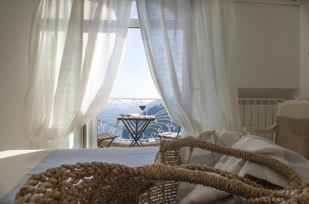 Montepertuso Apartment | Casa Romelide, villa with breathtaking view of the Amalfi Coast