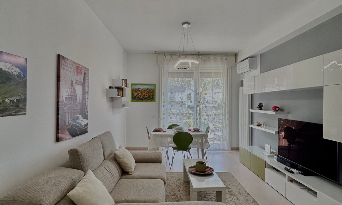Sanremo Apartment | Apartment 'Stella Marina' with Sea View, Wi-Fi and Air Conditioning