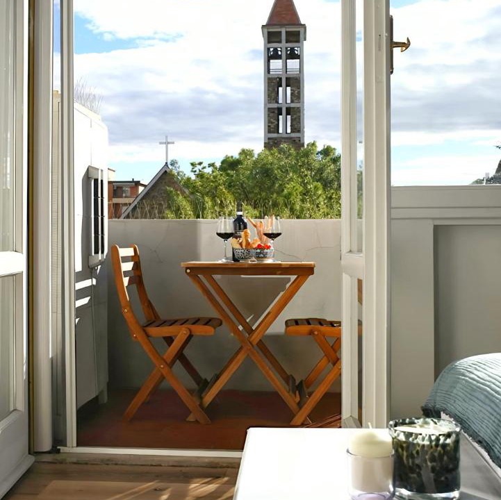 Novoli - San Donato Apartment | Simona and Luca's House - Bright and Unique Two-Room Apartment