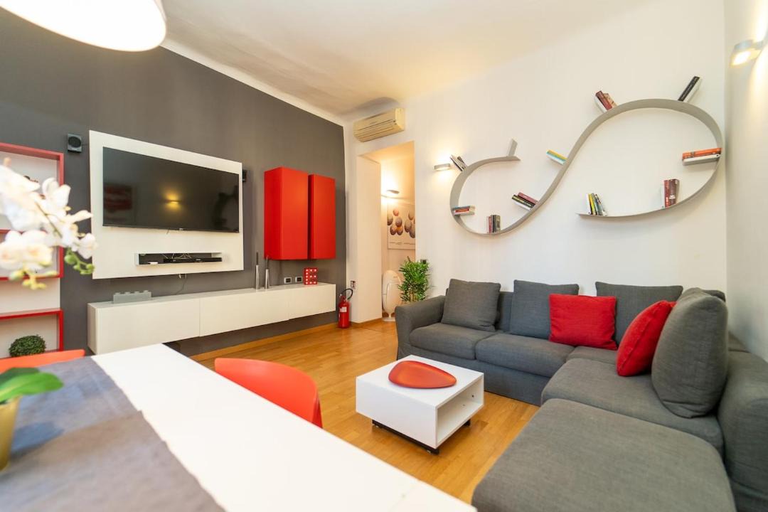 Porta Romana Apartment | Three-room apartment in the heart of Milan