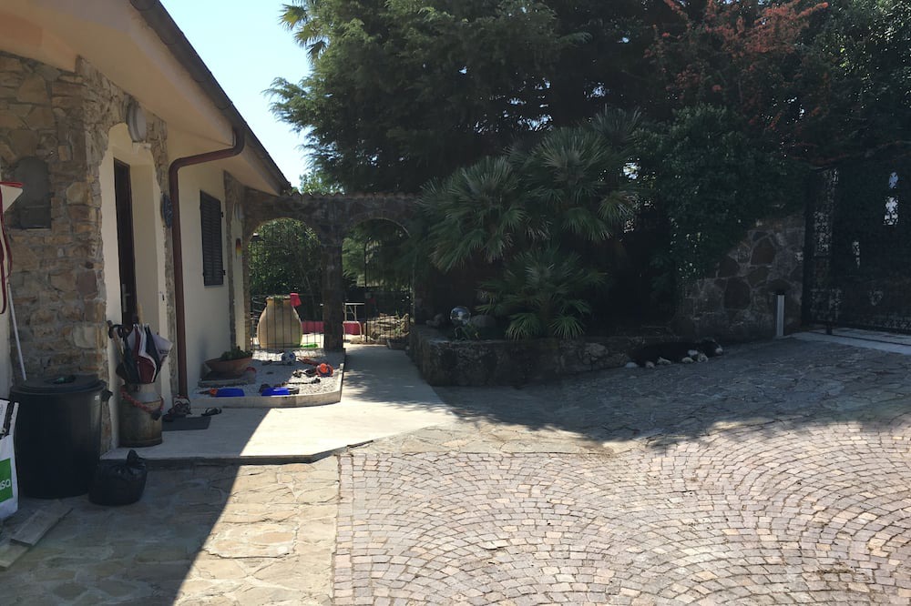 Photo of Outdoor in Cipressa