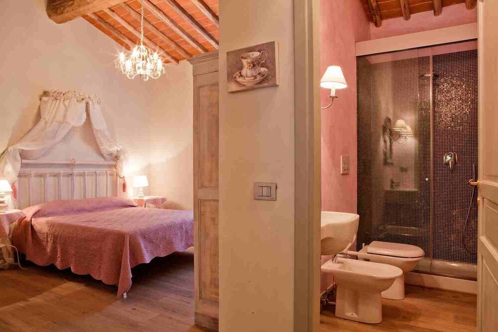 Photo of Bedroom in Tavarnelle Val di Pesa