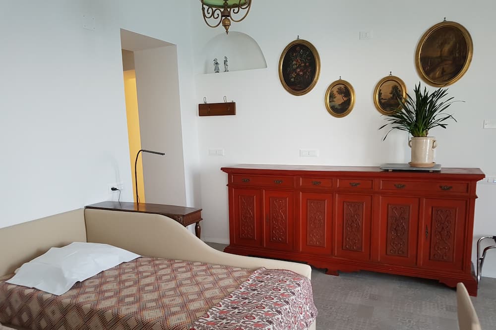 Photo of Bedroom in Castiglione
