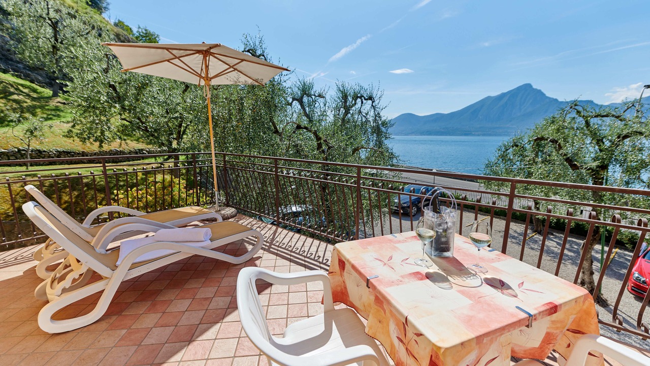 Photo of Bedroom in Torri del Benaco